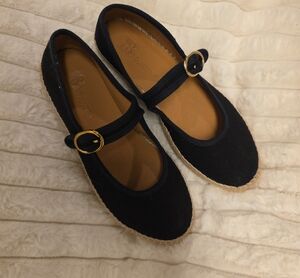 Brown's Women’s Black Mary Jane Flats with Gold Buckle